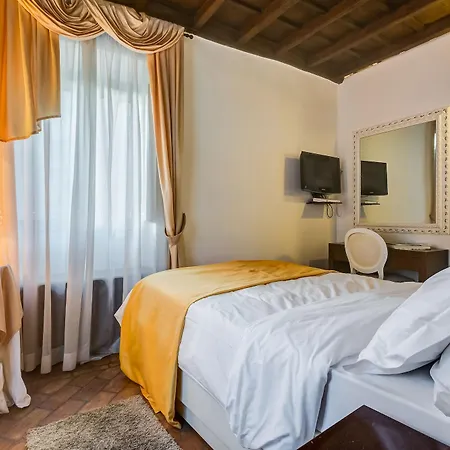 Luxury Trastevere 4*