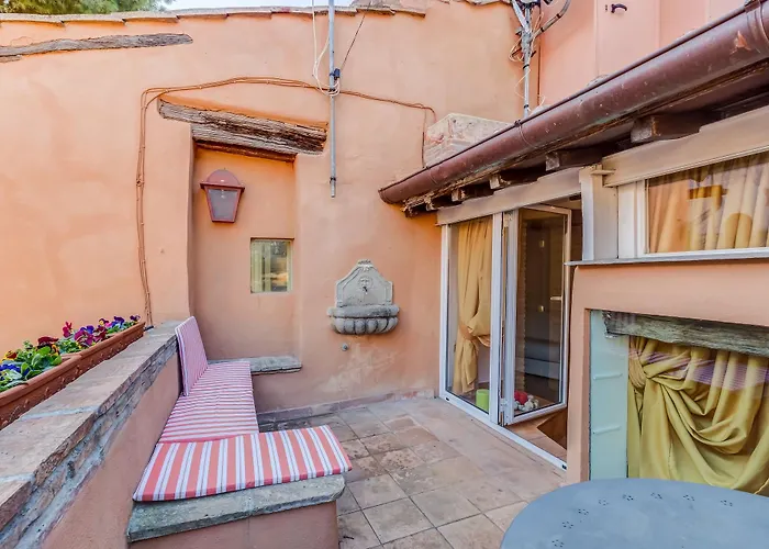 Luxury Trastevere 4*